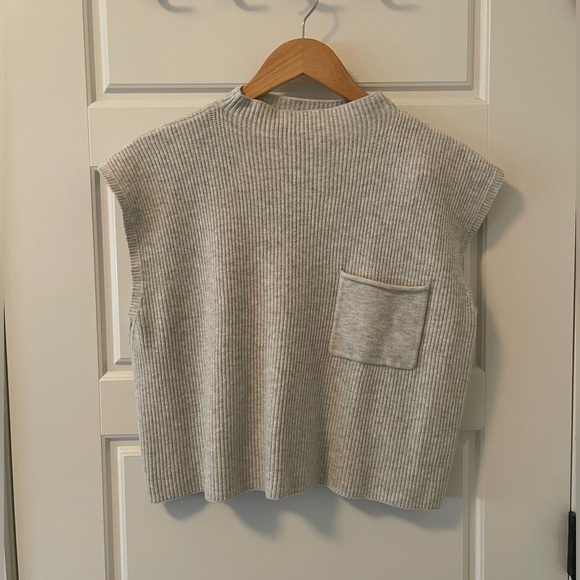 Sleeveless Knit George | Grey | XL - Picture 2 of 8
